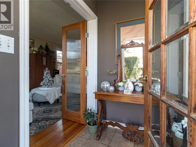 2445 Amelia Avenue - 4