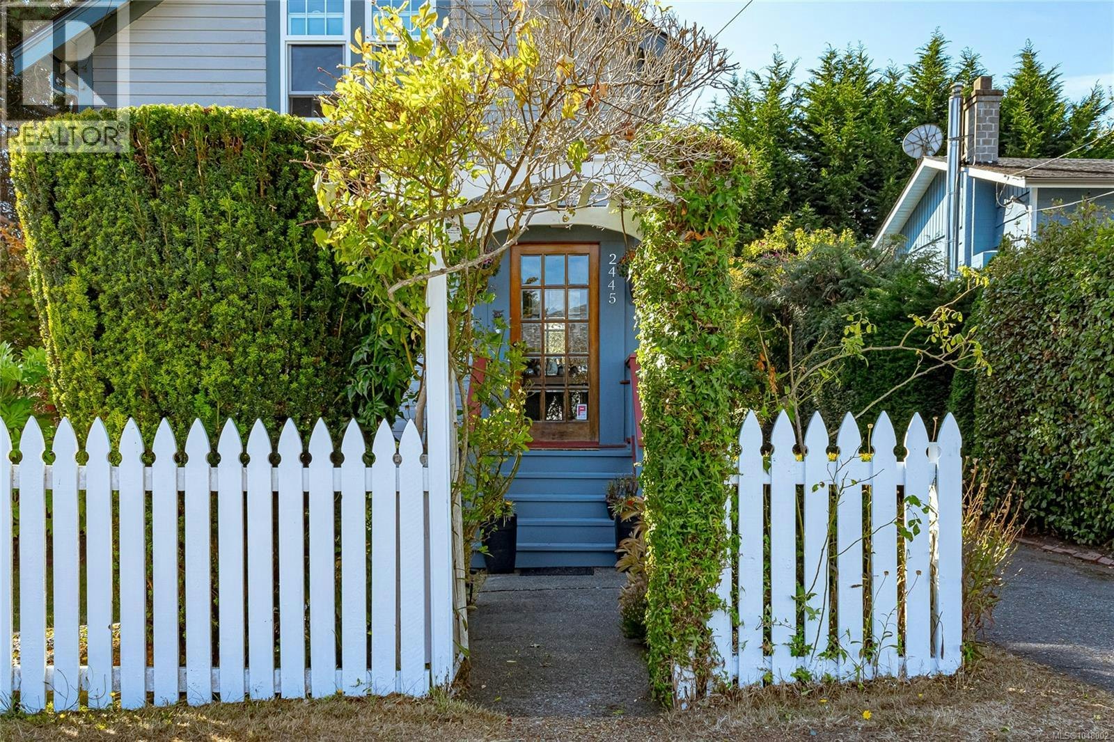 2445 Amelia Avenue - 3