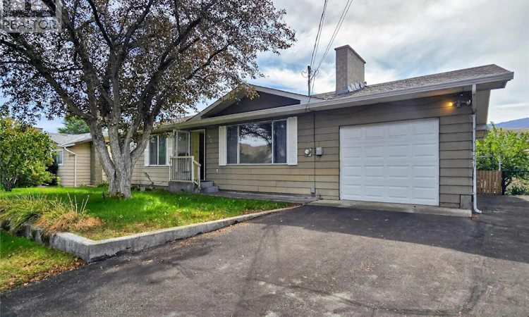 1516 Cumming Boulevard