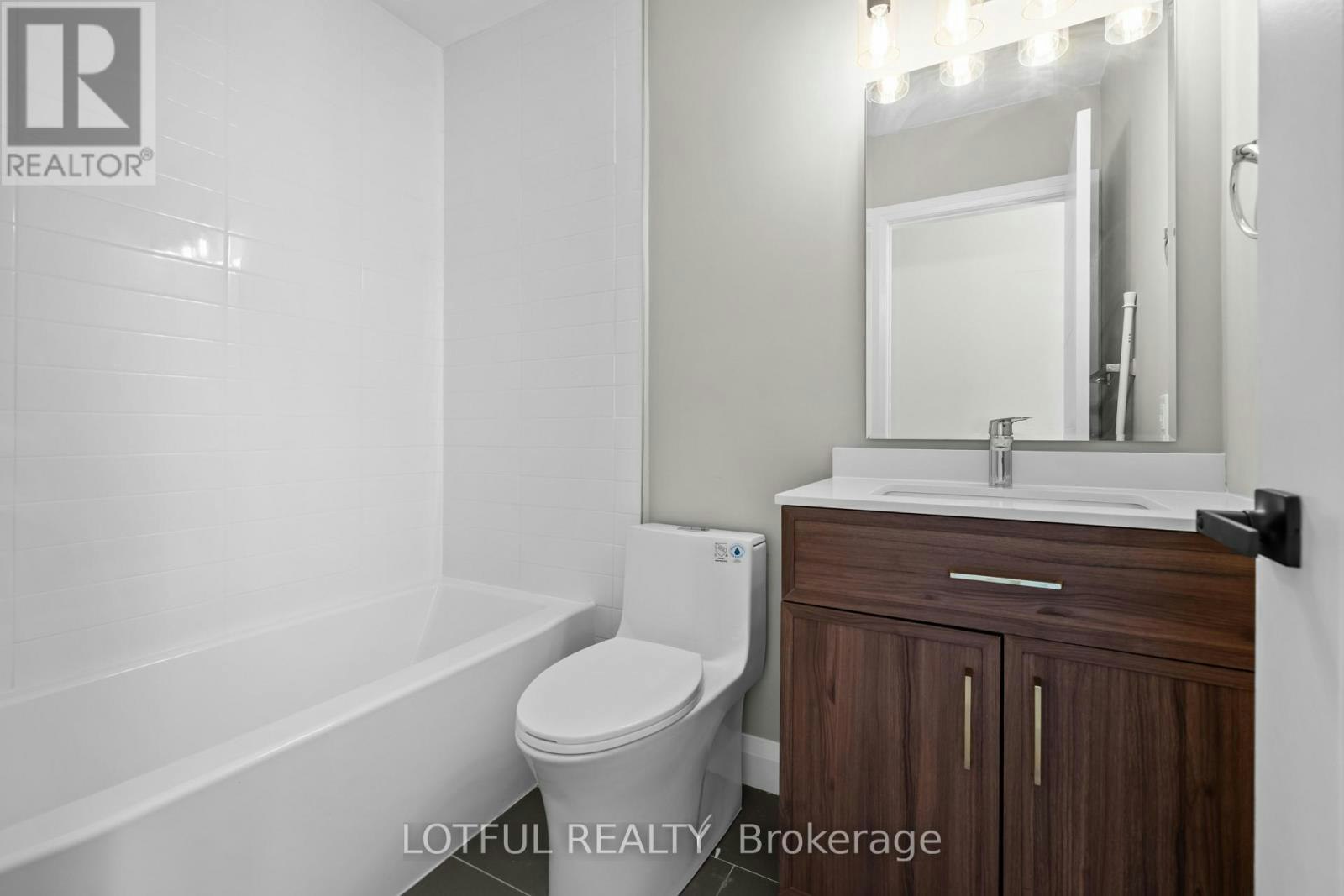 B-516 Tweedsmuir Avenue, Ottawa, ON, K1Z 5N9 - 8