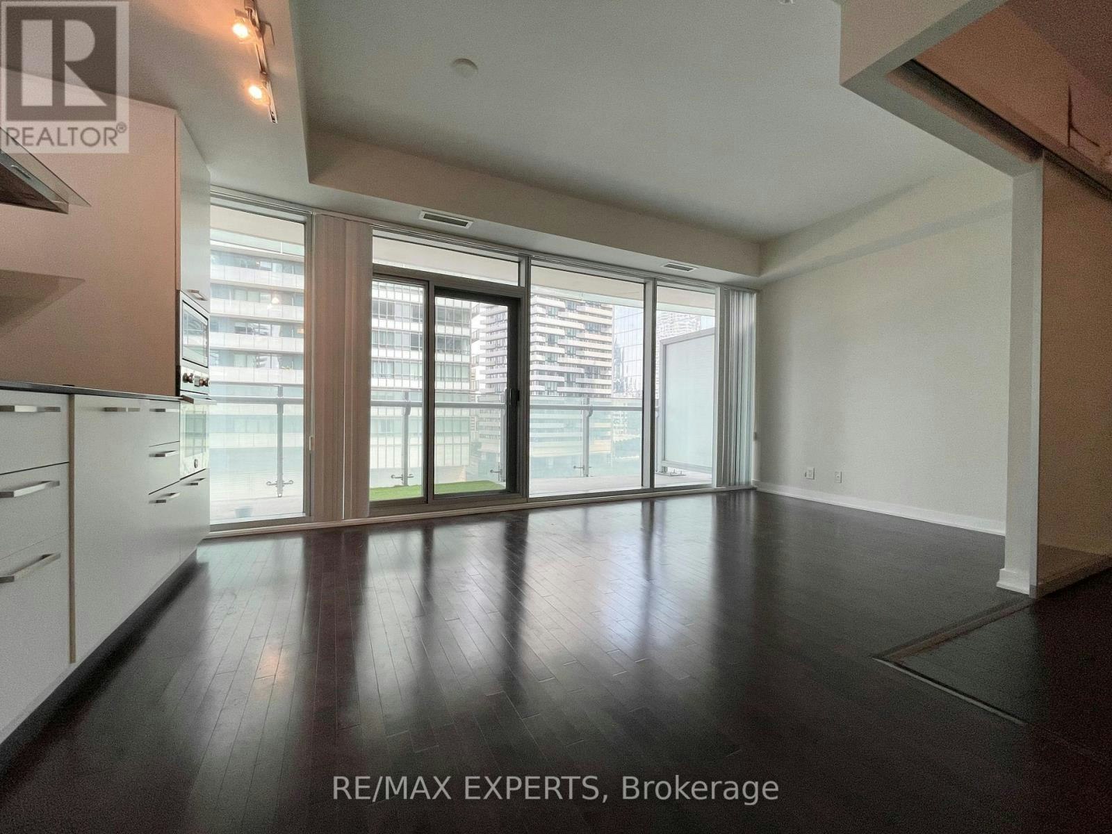 1212-14 York Street, Toronto, ON, M5J 0A9 - 6