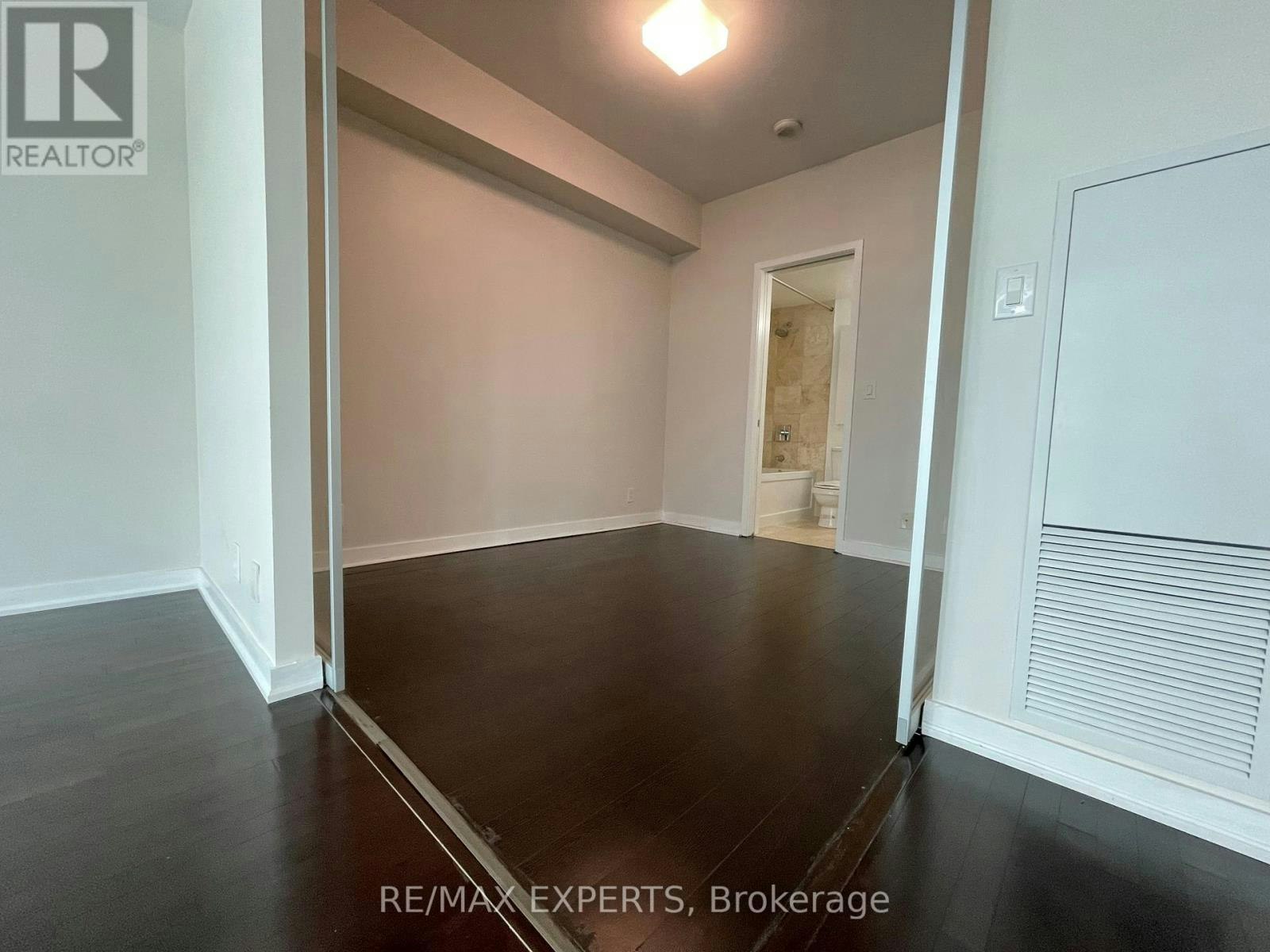 1212-14 York Street, Toronto, ON, M5J 0A9 - 7