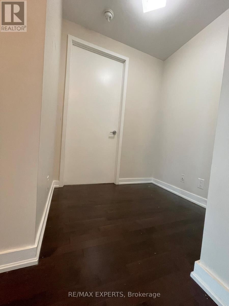 1212-14 York Street, Toronto, ON, M5J 0A9 - 4