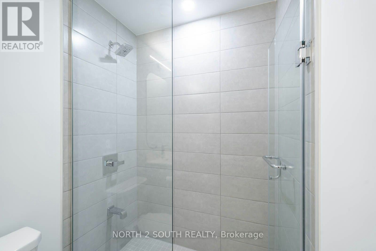 526-15 Richardson Street, Toronto, ON, M5A 0Y5 - 17
