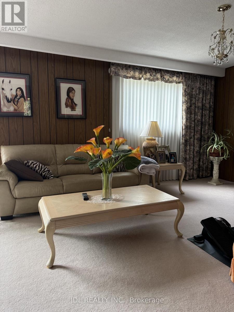 ROOM-28 Orangewood Crescent, Toronto, ON, M1W 1C6 - 8