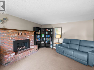 7703 Wallace Drive - 5