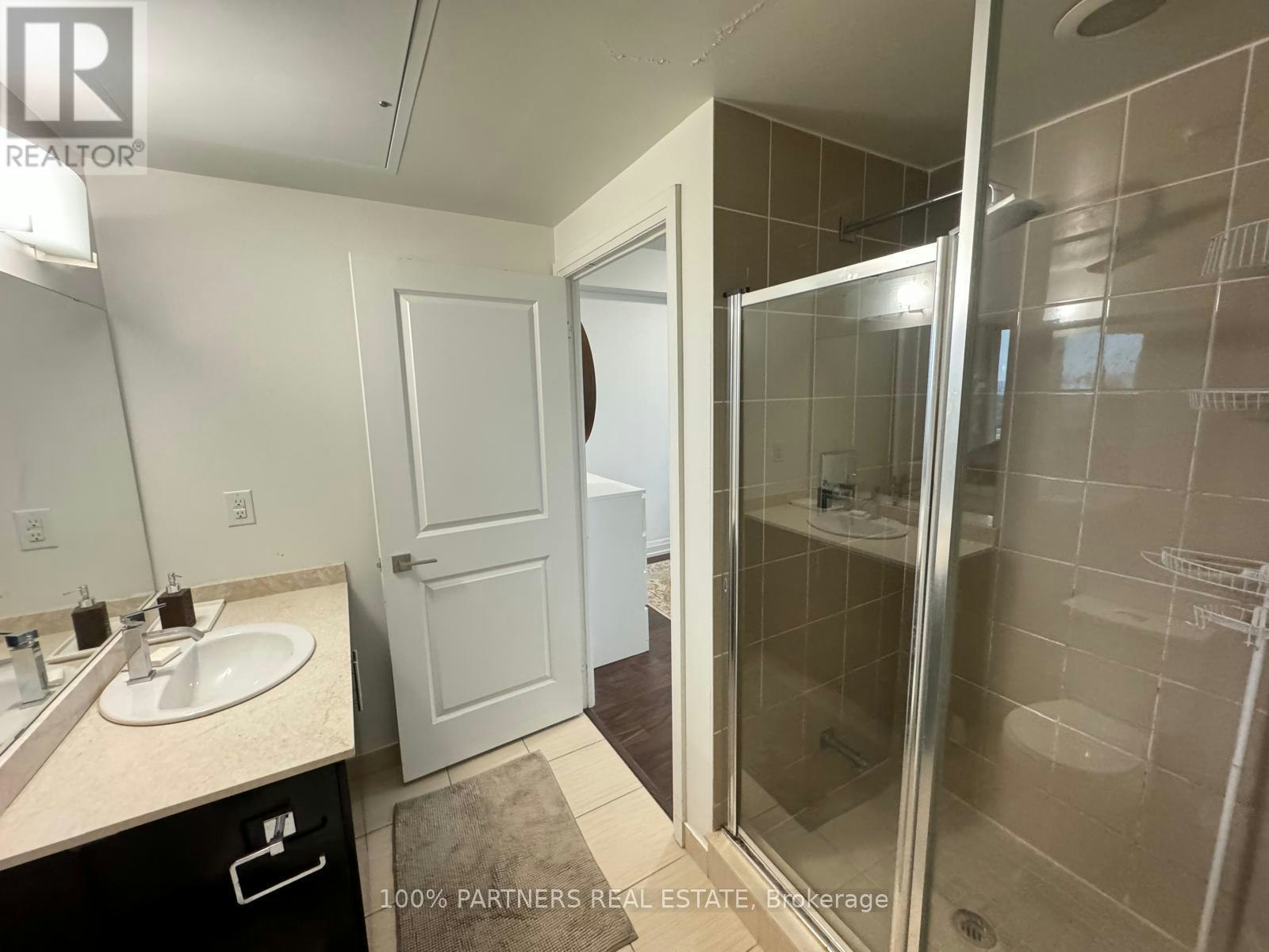 607-7171 Yonge Street, Vaughan, ON, L3T 0C5 - 2
