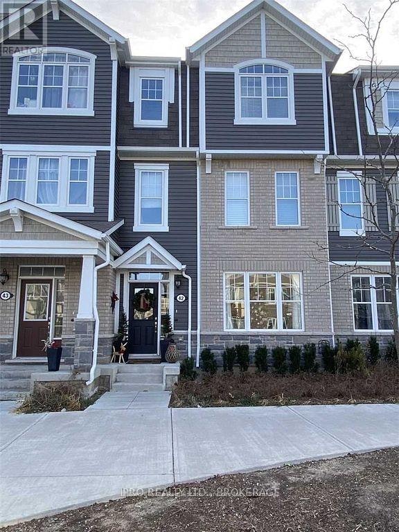 42-1222 Rose Way, Milton, ON, L9E 1P2