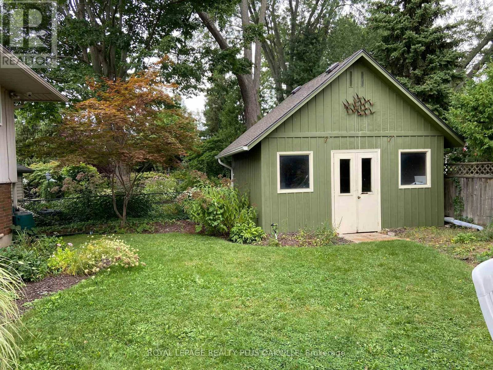 UPPER-694 Niagara Street, St. Catharines, ON, L2M 3R9 - 21
