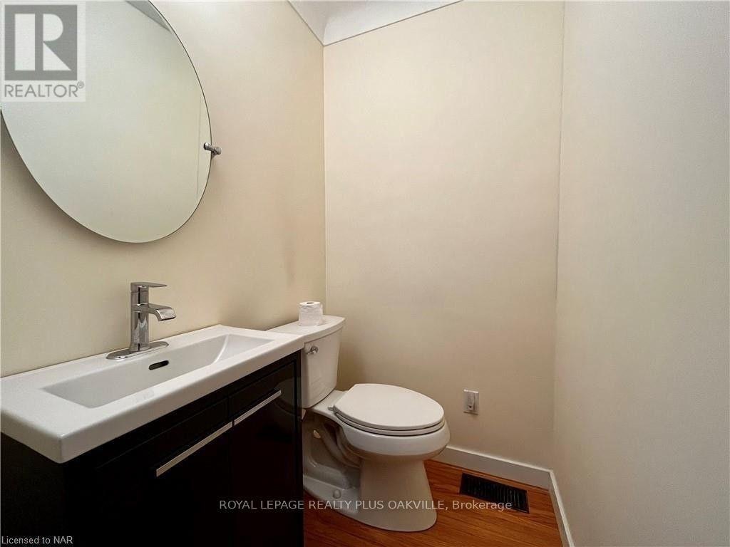 UPPER-694 Niagara Street, St. Catharines, ON, L2M 3R9 - 4