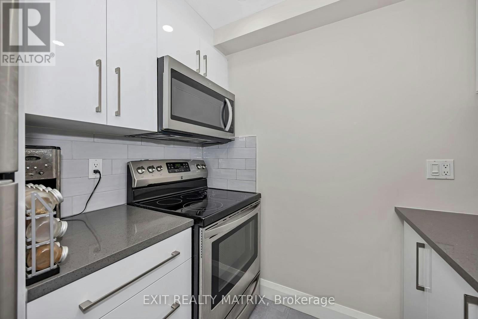 206-6532 Bilberry Drive, Ottawa, ON, K1C 4N9 - 5