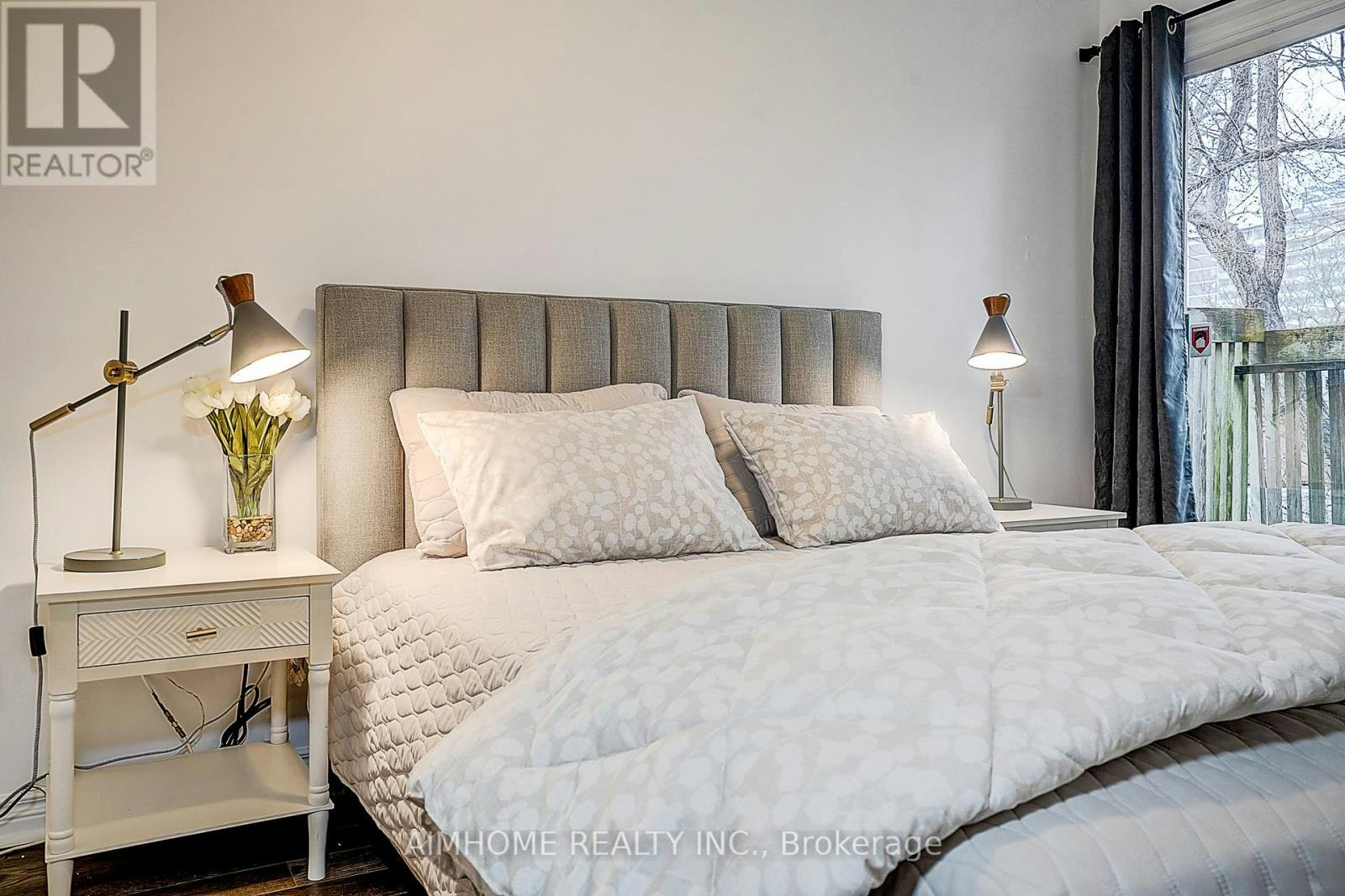2-212 Milan Street, Toronto, ON, M5A 3Z6 - 21