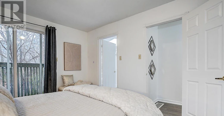 2-212 Milan Street, Toronto, ON, M5A 3Z6 - 22