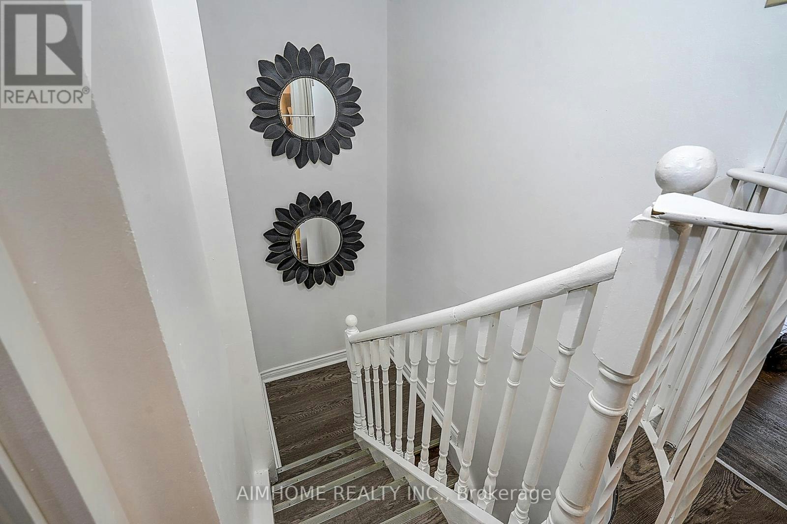 2-212 Milan Street, Toronto, ON, M5A 3Z6 - 12