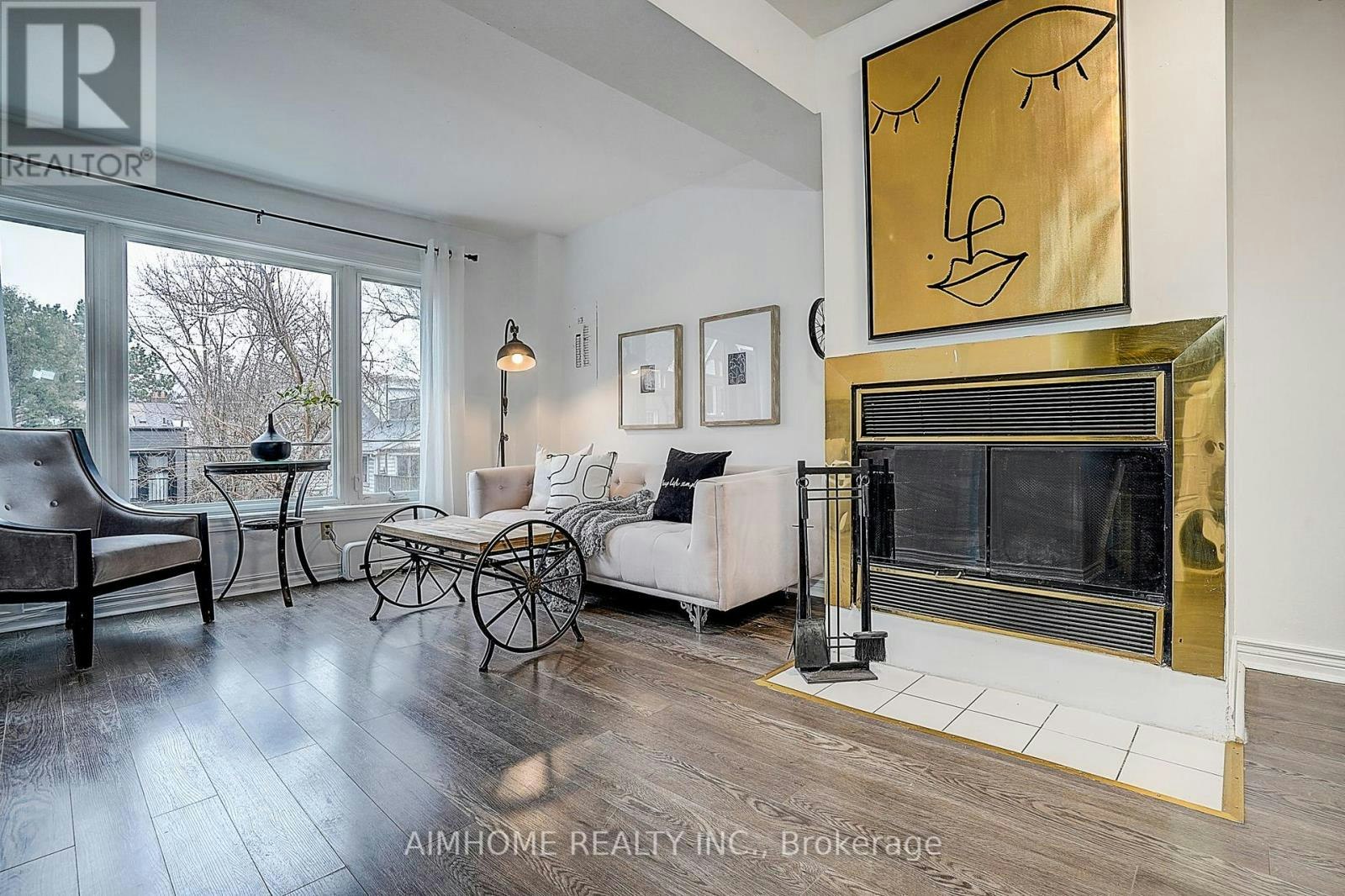 2-212 Milan Street, Toronto, ON, M5A 3Z6 - 6