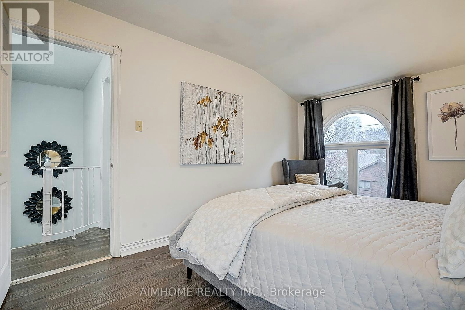 2-212 Milan Street, Toronto, ON, M5A 3Z6 - 15