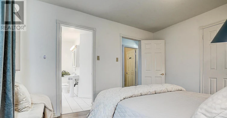 2-212 Milan Street, Toronto, ON, M5A 3Z6 - 24
