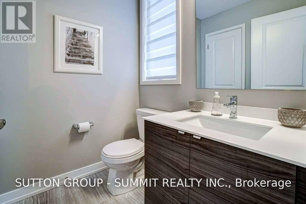 221 Wheat Boom Drive, Oakville, ON, L6H 7C3 - 3