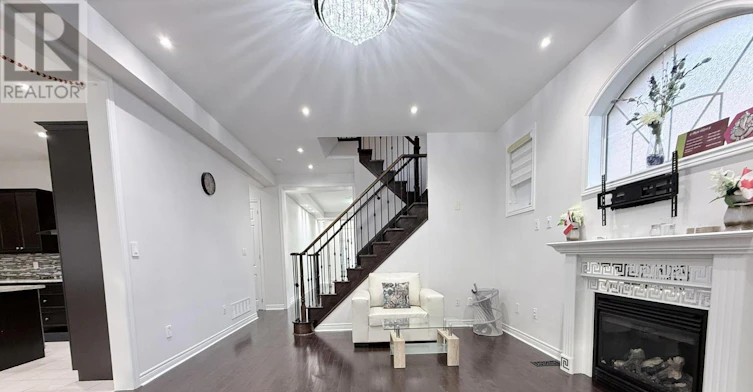 UPPER-43 Black Diamond Crescent, Brampton, ON, L6X 1A2 - 9