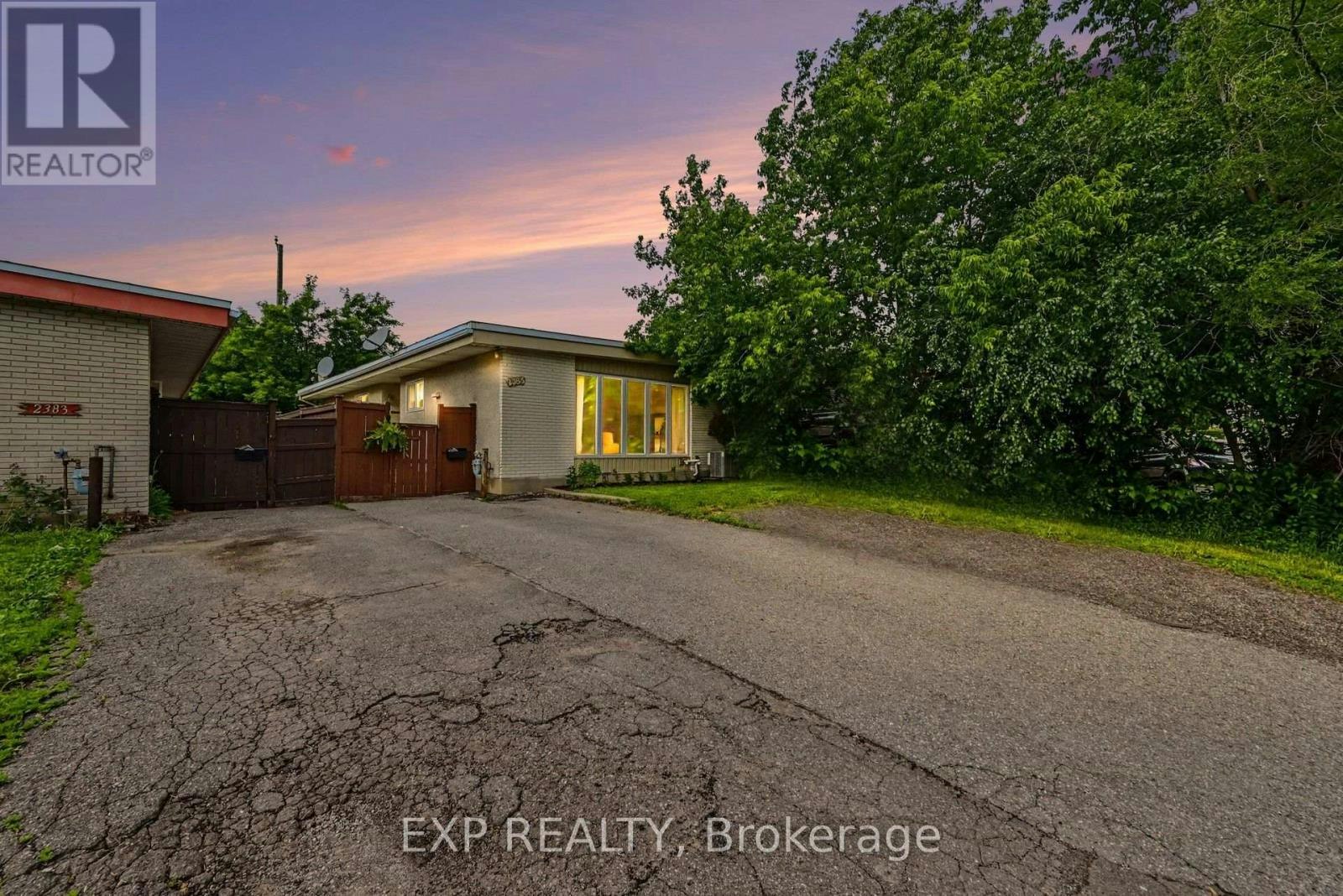 2385 Walkley Road, Ottawa, ON, K1G 3H1