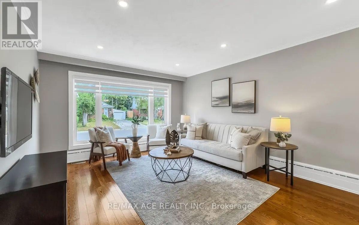 MAIN-52 Ivorwood Crescent, Toronto, ON, M1R 2X4 - 2