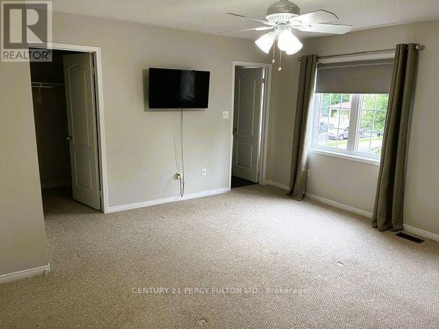 872 Oaktree Crescent, Newmarket, ON, L3X 2Y7 - 15