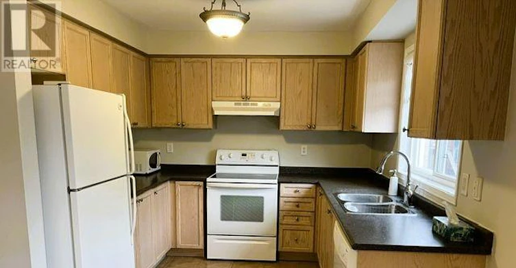 872 Oaktree Crescent, Newmarket, ON, L3X 2Y7 - 8