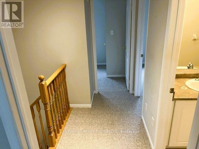 872 Oaktree Crescent, Newmarket, ON, L3X 2Y7 - 11