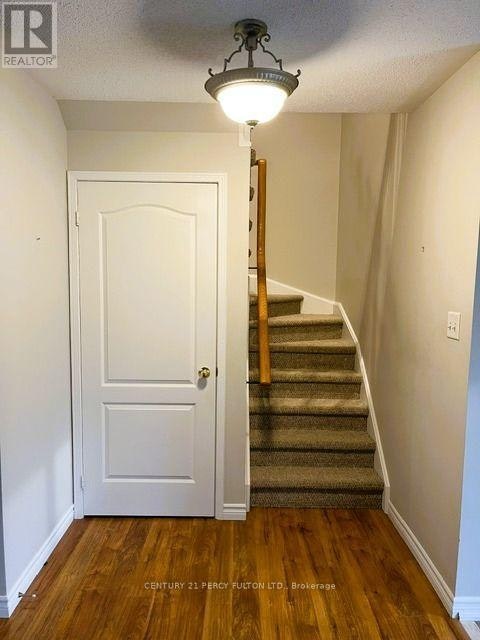 872 Oaktree Crescent, Newmarket, ON, L3X 2Y7 - 10