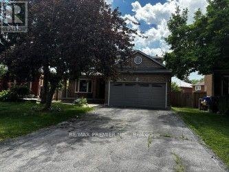 4464 Stonemill Court, Mississauga, ON, L5V 1E5