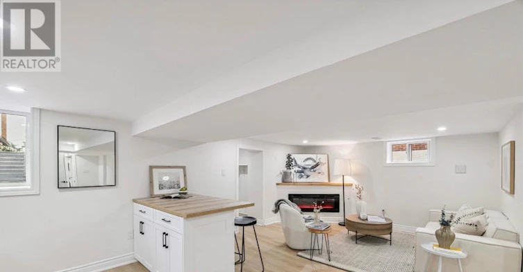 LOWER 220 Level Holmesdale Avenue, Hamilton, ON, L8K 3M7 - 12