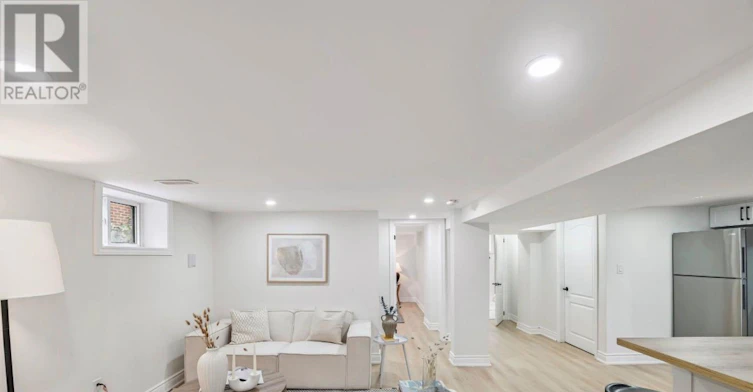 LOWER 220 Level Holmesdale Avenue, Hamilton, ON, L8K 3M7 - 8