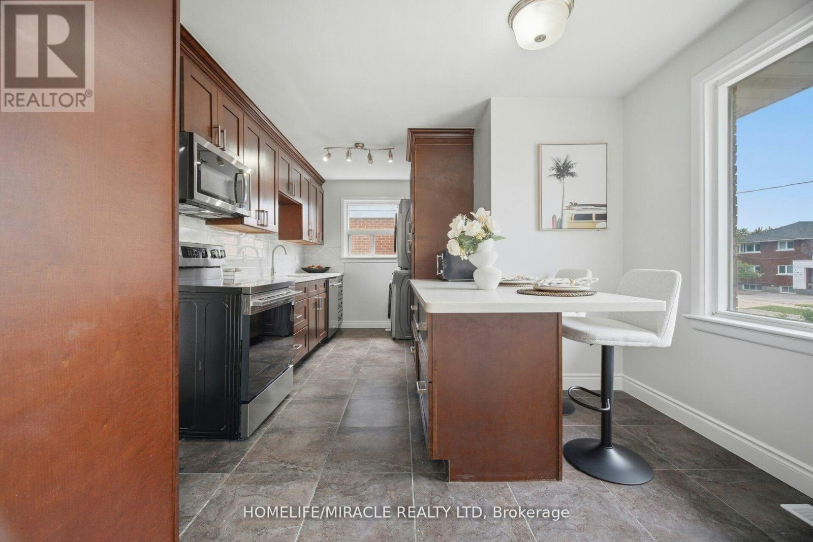 UPPER LEVEL-199 Allen Street E, Waterloo, ON, N2J 1J9 - 10
