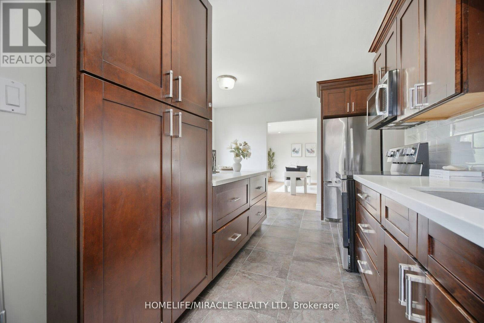 UPPER LEVEL-199 Allen Street E, Waterloo, ON, N2J 1J9 - 13