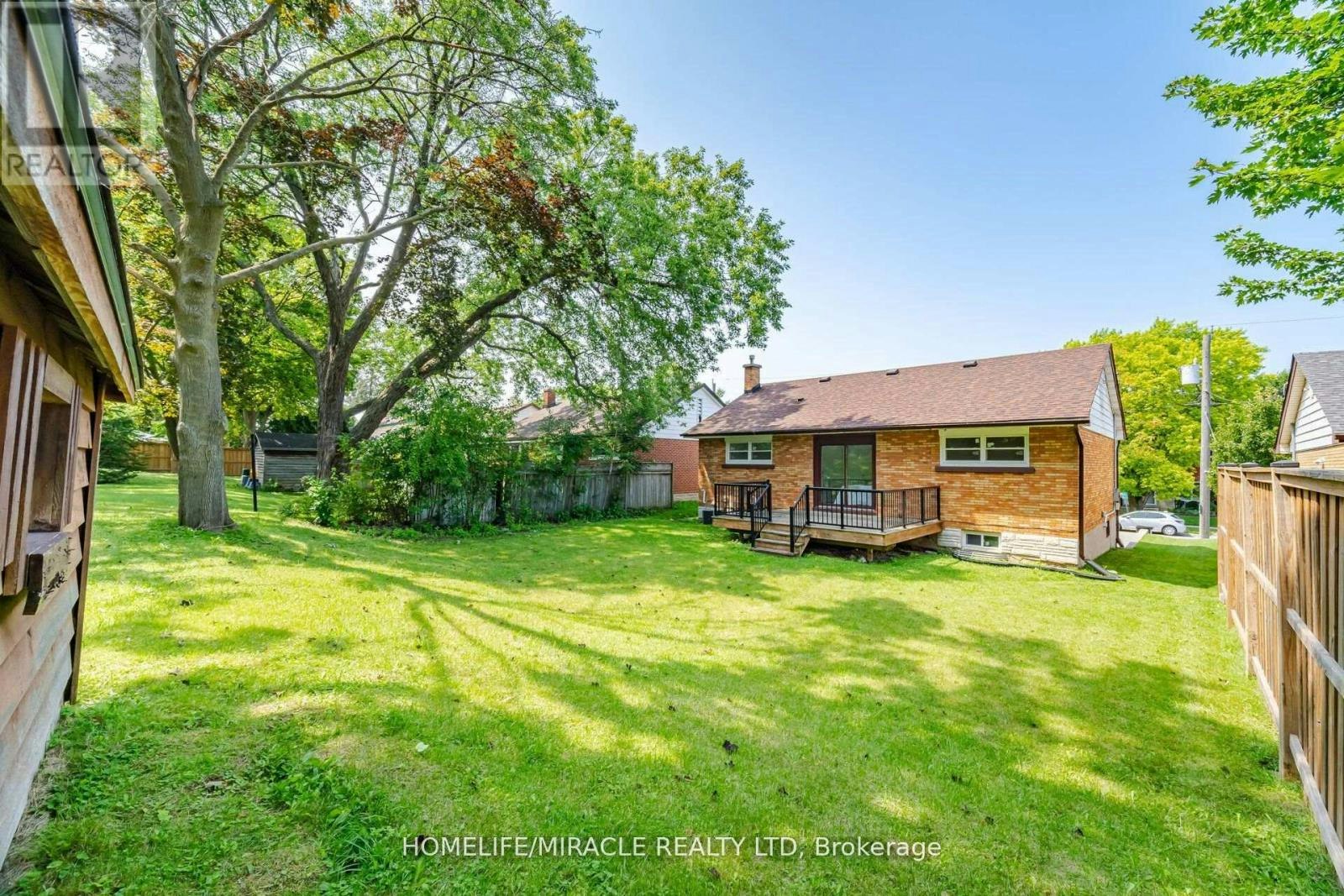 UPPER LEVEL-199 Allen Street E, Waterloo, ON, N2J 1J9 - 33