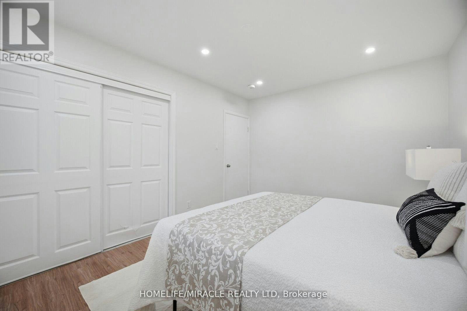 UPPER LEVEL-199 Allen Street E, Waterloo, ON, N2J 1J9 - 24
