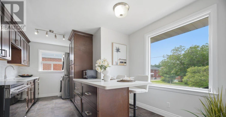 UPPER LEVEL-199 Allen Street E, Waterloo, ON, N2J 1J9 - 11