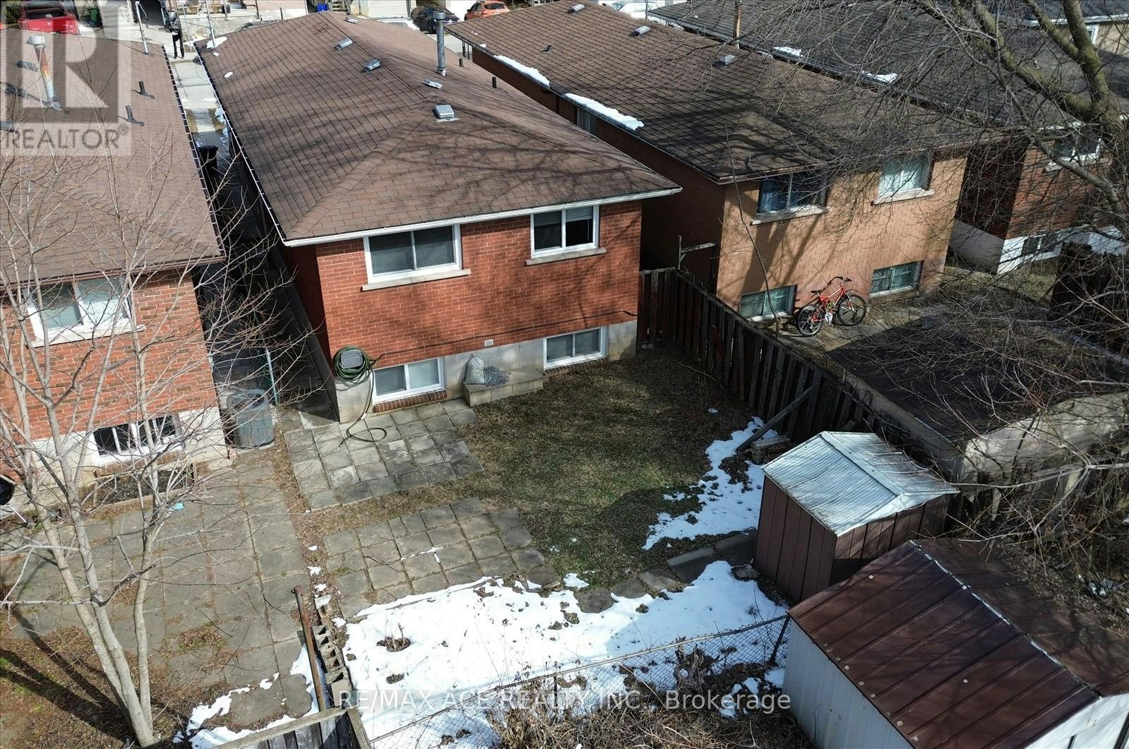 BSMT ROOM 1-83 Ward Avenue, Hamilton, ON, L8S 2E8 - 10