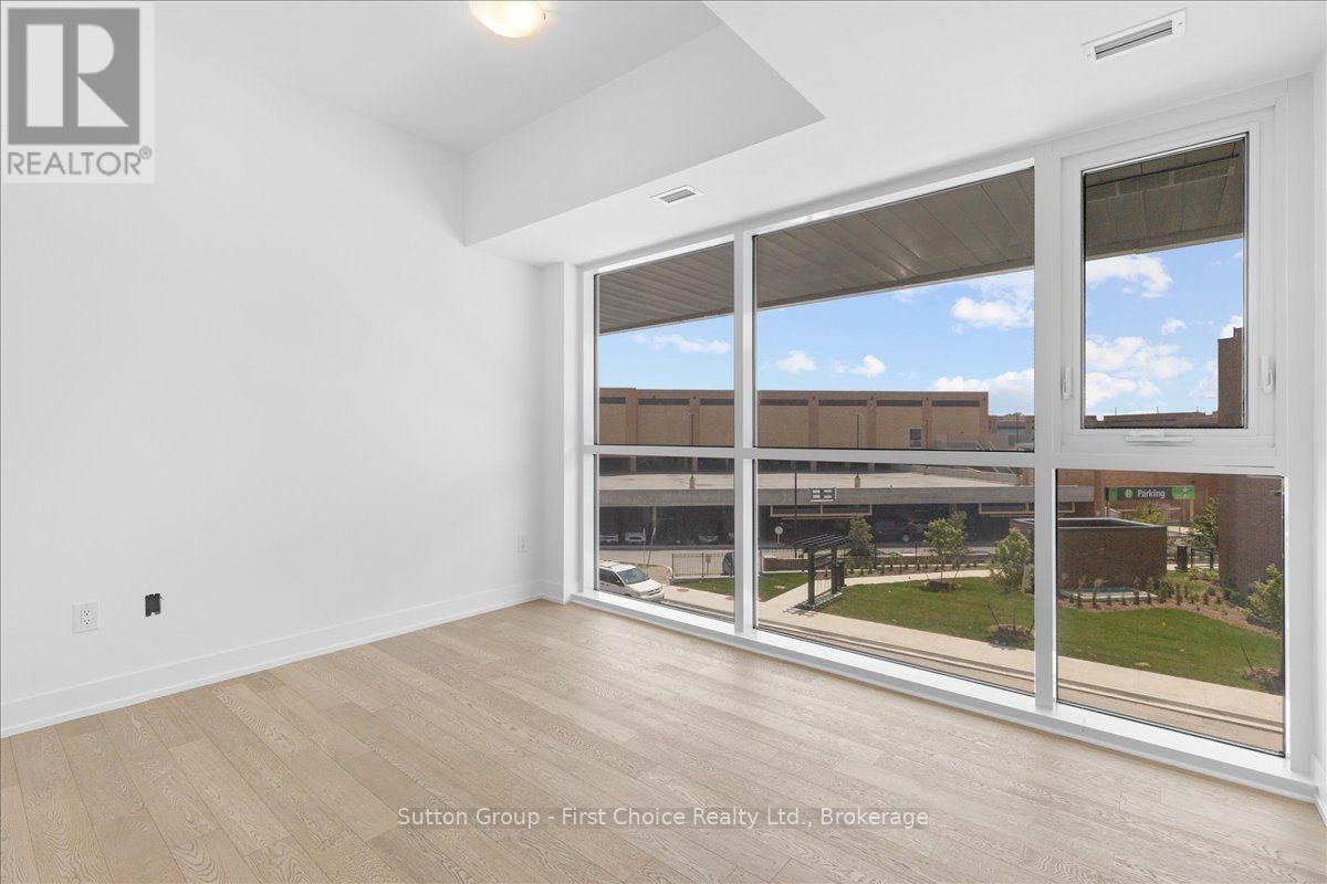 1063 Douglas Mccurdy Common Circle, Mississauga, ON, L5L 3H9 - 16