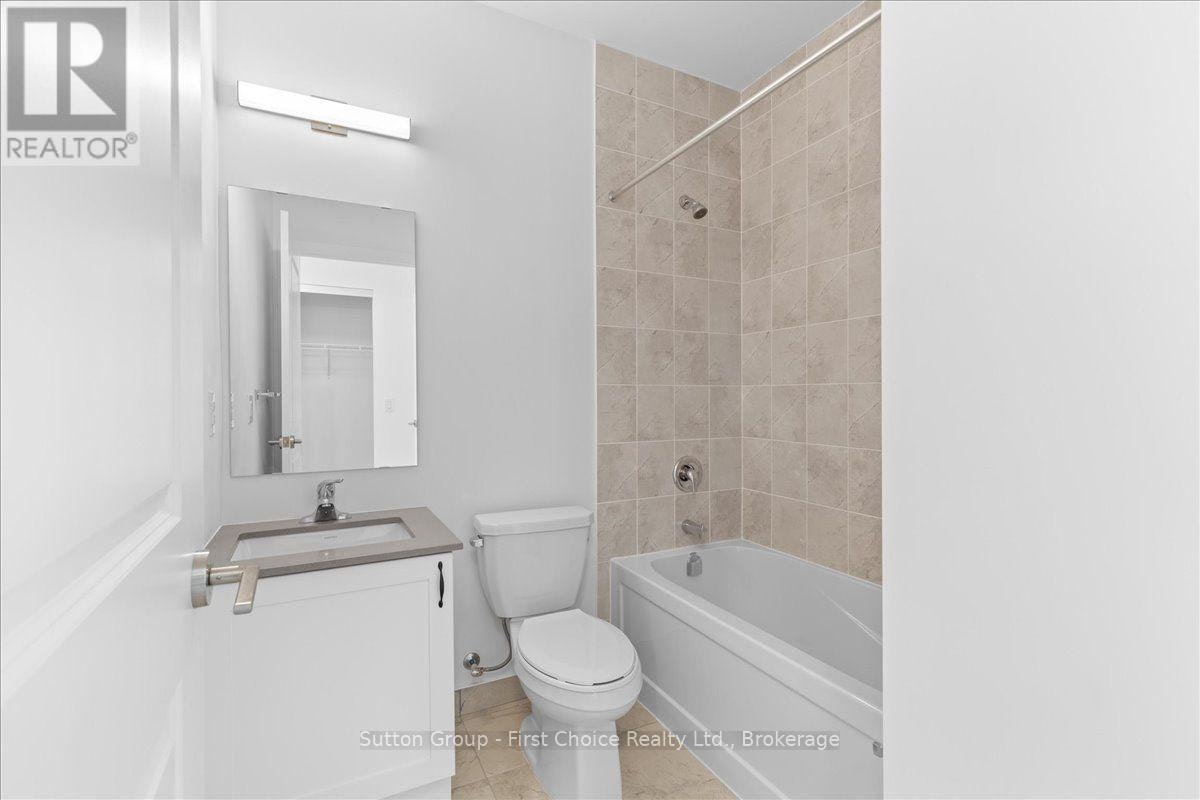 1063 Douglas Mccurdy Common Circle, Mississauga, ON, L5L 3H9 - 11