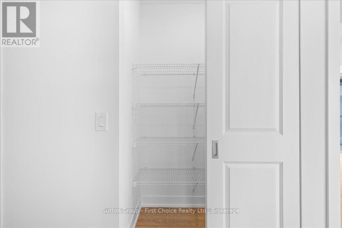1063 Douglas Mccurdy Common Circle, Mississauga, ON, L5L 3H9 - 26