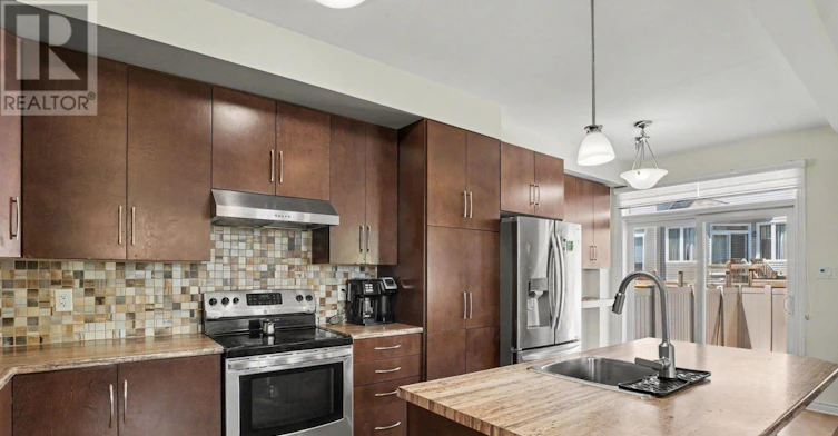 995 Rotary Way, Ottawa, ON, K1T 0L9 - 4
