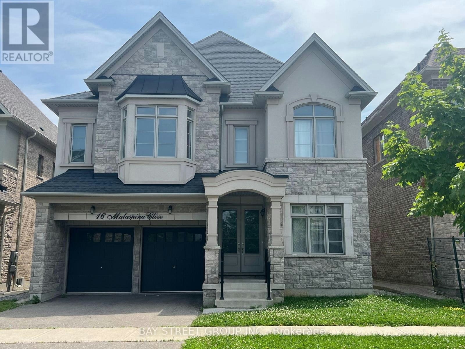 16 Malaspina Close, Brampton, ON, L6Y 6E2