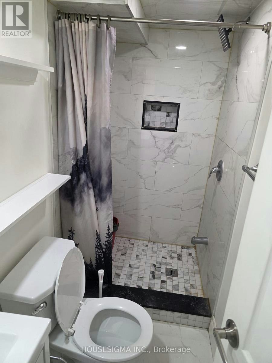 BSMT-51 Axsmith Crescent, Toronto, ON, M2J 3K2 - 9