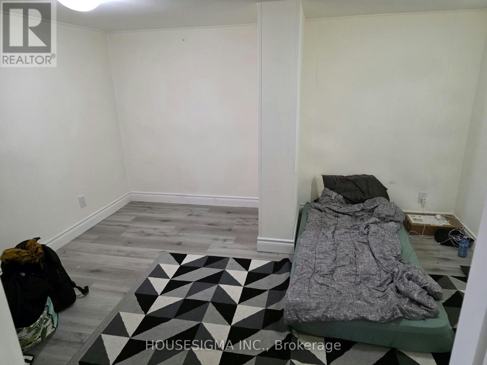 BSMT-51 Axsmith Crescent, Toronto, ON, M2J 3K2 - 13