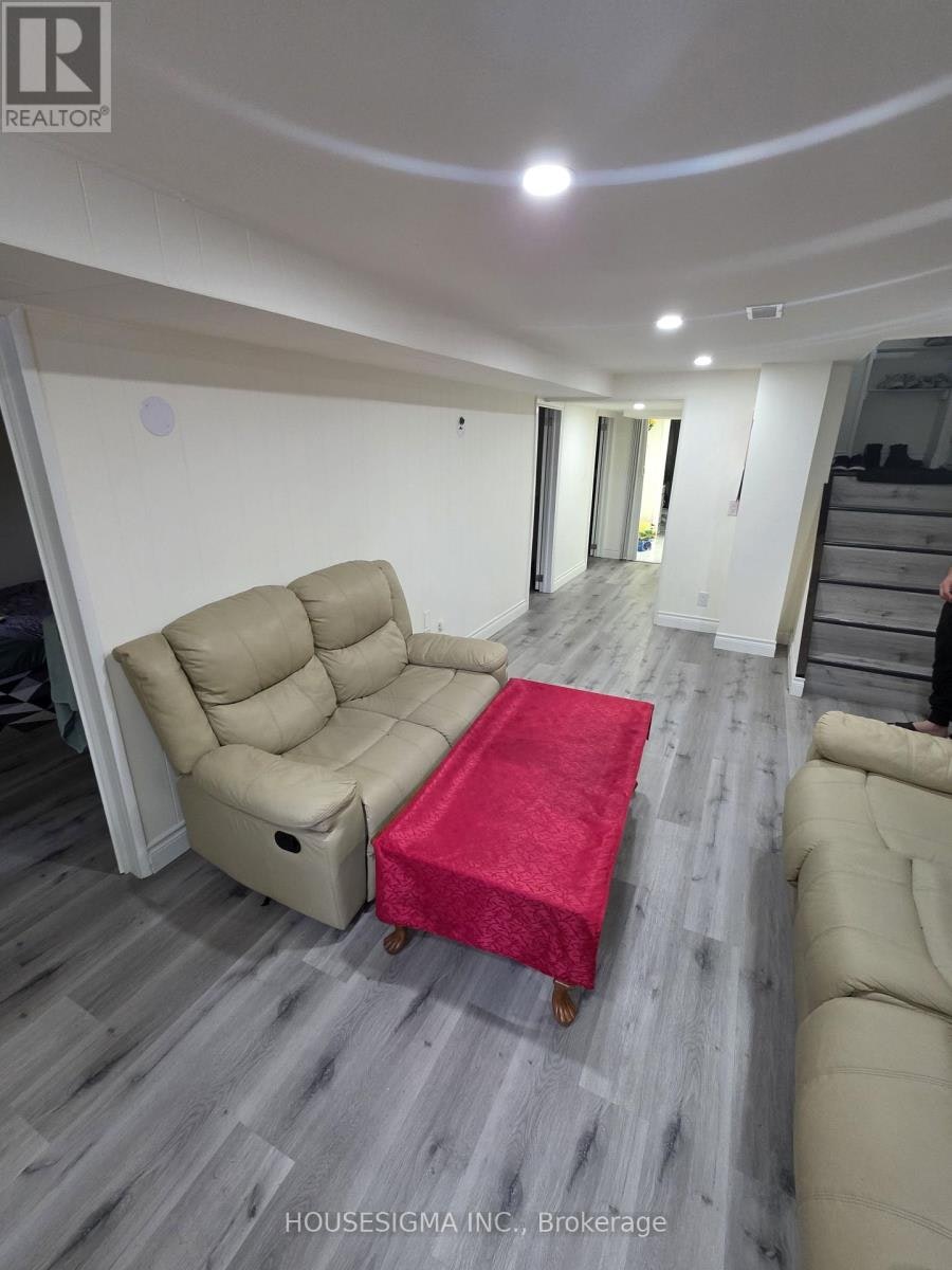 BSMT-51 Axsmith Crescent, Toronto, ON, M2J 3K2 - 7