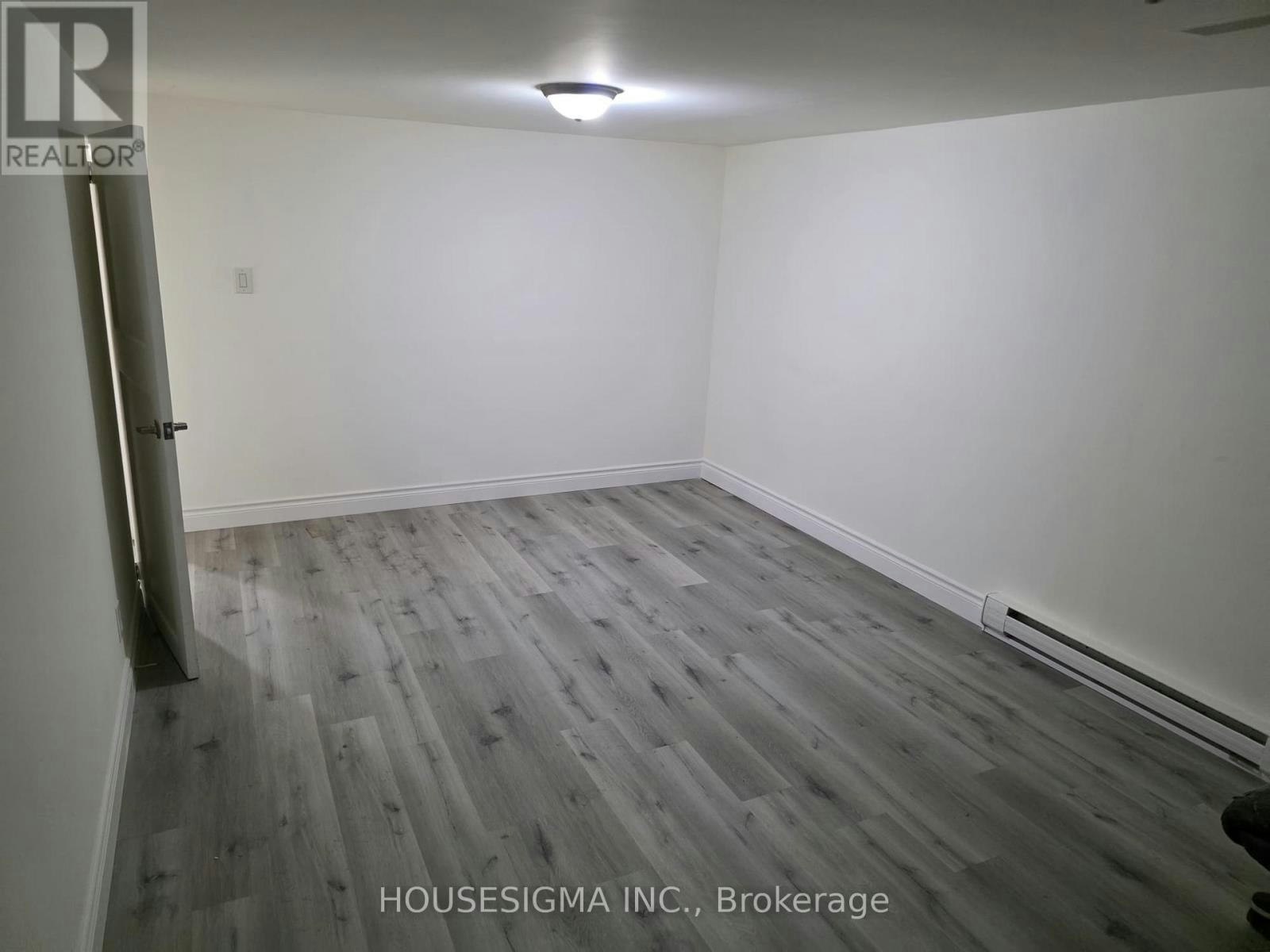 BSMT-51 Axsmith Crescent, Toronto, ON, M2J 3K2 - 11