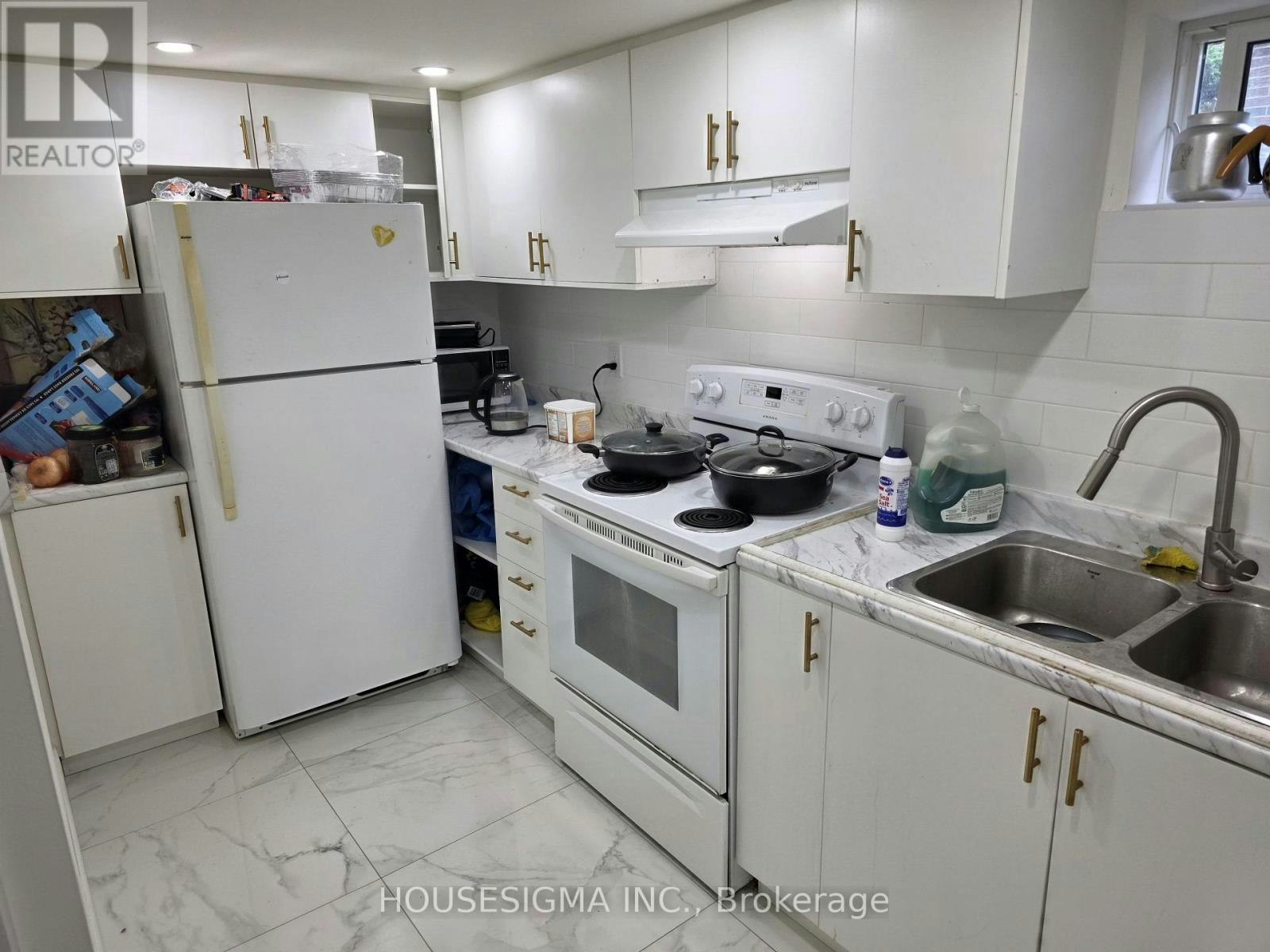 BSMT-51 Axsmith Crescent, Toronto, ON, M2J 3K2 - 14