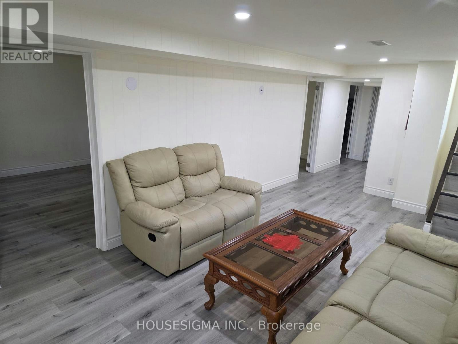 BSMT-51 Axsmith Crescent, Toronto, ON, M2J 3K2