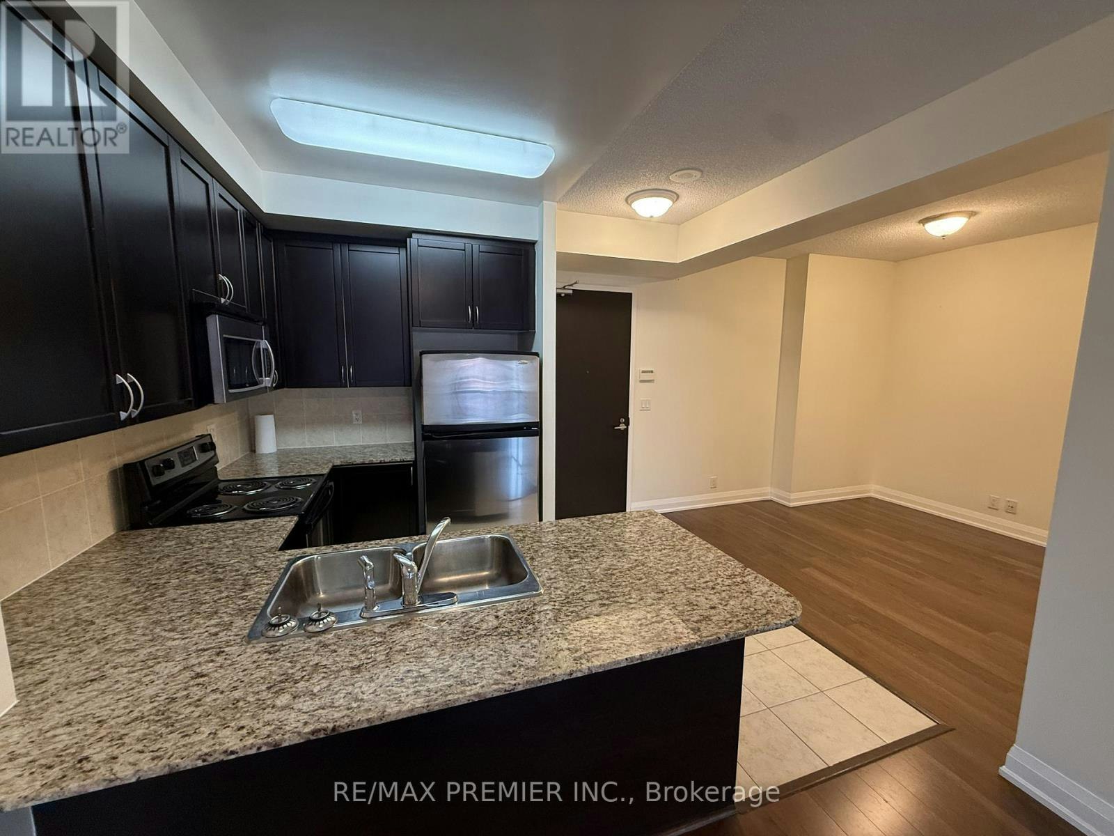406-83 Woodbridge Avenue, Vaughan, ON, L4L 0C8 - 6
